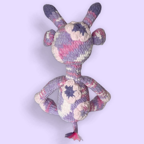 Handmade Crochet Flower Giraffe Plushie Large Handcrafted Stuffed Animal - Picture 8 of 9